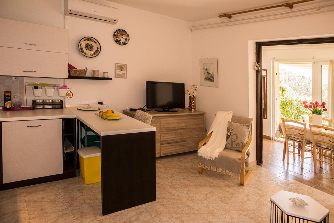 Apartment Lori Fažana Kültér fotó