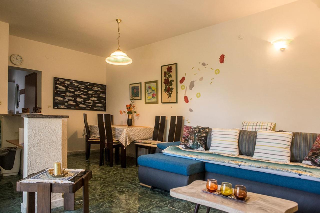 Apartment Lori Fažana Kültér fotó